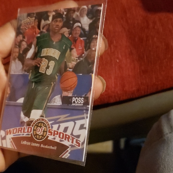 Lebron James Rookie Card - Picture 3 of 3